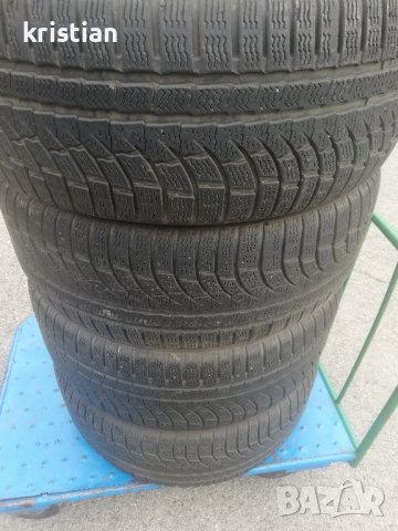 235/55/17 nokian 4бр 160лв 