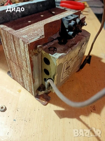 Трансформатор 220 в към 12в, снимка 2 - Друга електроника - 53037043