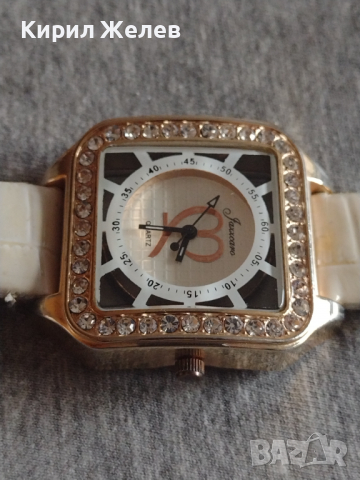 Луксозен дамски часовник с кристали Сваровски JAZZCARO QUARTZ WATER RESIST - 21787, снимка 3 - Дамски - 36229042