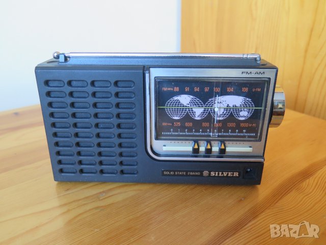 Vintage solid state 2 band SILVER 2F166 ,1975г,Japan