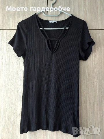 Лот от тениска,2 потника и боди размер М/Л, снимка 2 - Потници - 53687755