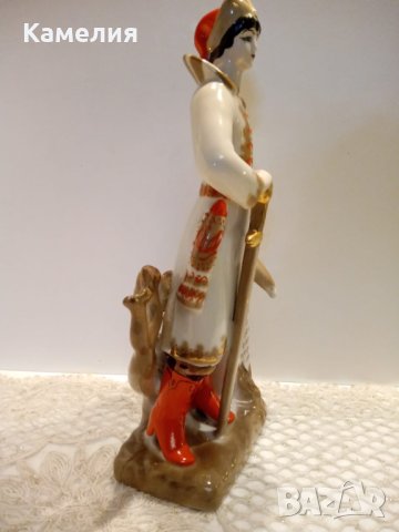 Порцеланова фигура , снимка 7 - Статуетки - 41713931