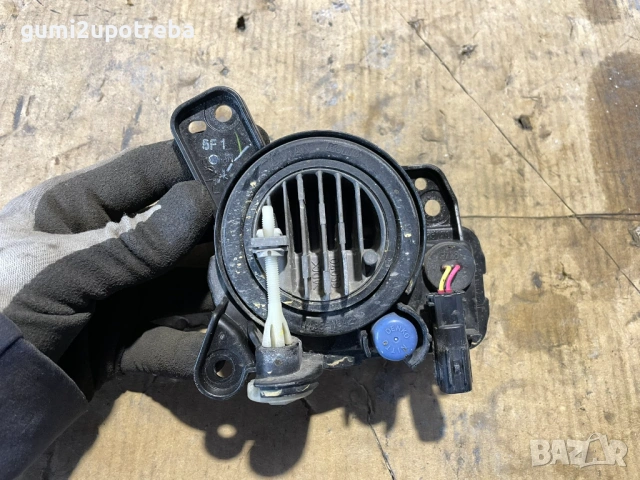 Ляв Халоген за Мъгла 11438-11042 Mazda CX3 77kW 1.5дизел 2015, снимка 2 - Части - 53026049