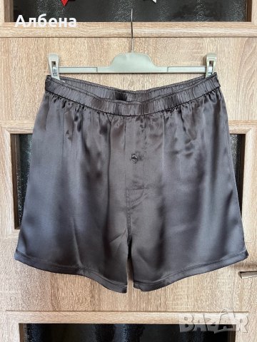 Нови копринени къси панталонки, снимка 1 - Къси панталони и бермуди - 41124694