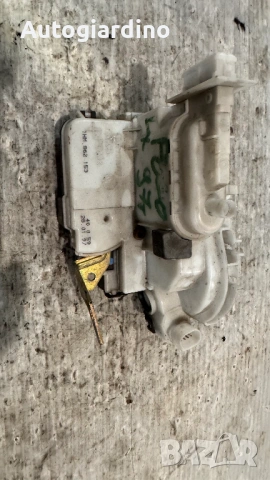 Брава за врата на VW Polo 1997 - 1HM862153