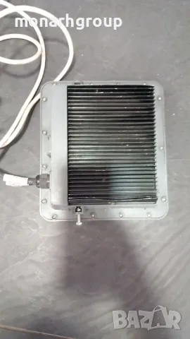 Led прижектор Philips+стойка, снимка 2 - Лед осветление - 47785291