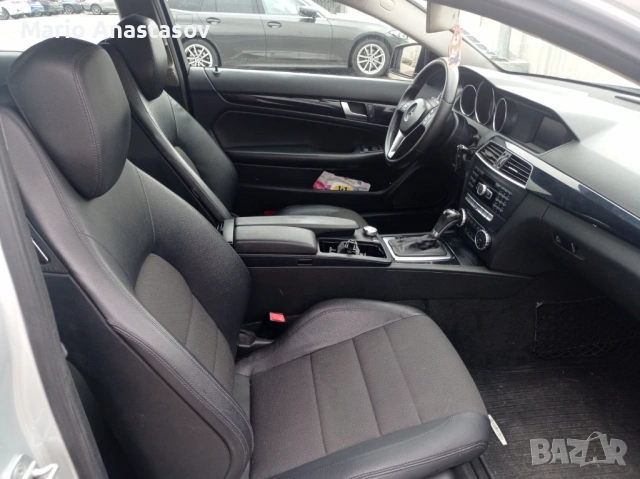 Продавам Mercedes C220 КУПЕ 2013 година, facelift., снимка 13 - Автомобили и джипове - 53725216