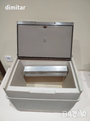 Хладилник ELECTROLUX на 12/220 V и gaz, снимка 6 - Хладилни чанти - 53741889