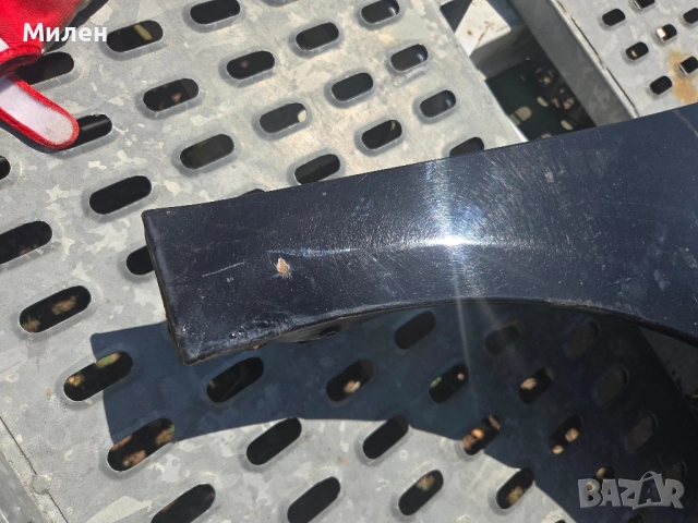 Десен калник за Голф5, снимка 2 - Части - 51553278