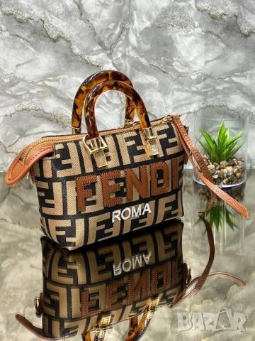 чанти FENDİ 18x13CM , снимка 7 - Чанти - 52106907