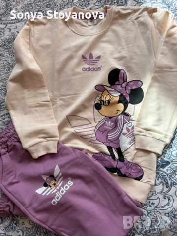 Юношески комплект Адидас за момиче , снимка 2 - Детски комплекти - 52717369