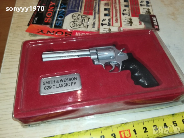 МОДЕЛ НА РЕВОЛВЕР-МЕТАЛЕН 0411250739, снимка 6 - Колекции - 52285766