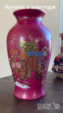 Китайская ваза за цветя