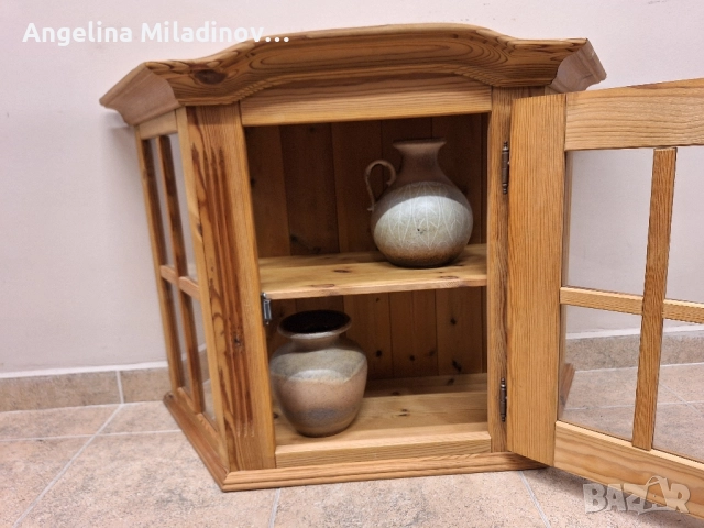 Винтидж витрина за стена, снимка 5 - Секции и витрини - 52262971