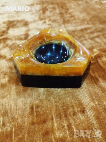 Продавам пепелник , снимка 4 - Антикварни и старинни предмети - 42145200