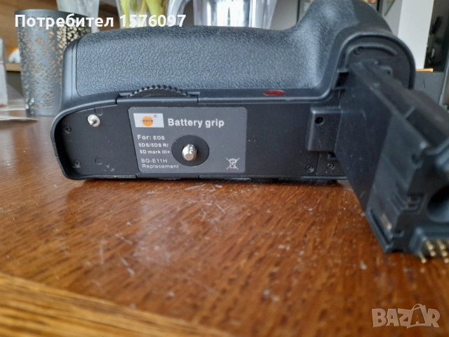 DSTE Battery Grip Грип BG-E11 за Canon EOS 5Ds, 5Ds R, 5D Mark III и батерия LP-E6 7,4V 2600mAh, снимка 6 - Батерии, зарядни - 52448091