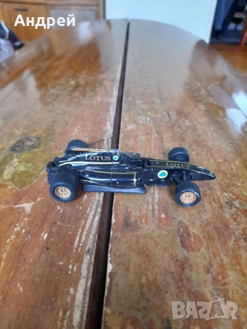 Стара кола,количка Welly,Lotus, снимка 3 - Колекции - 50941619