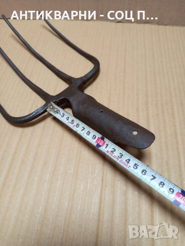 Соц Стара Кована Масивна Вила За Сено. Номер 579., снимка 11 - Антикварни и старинни предмети - 53168651