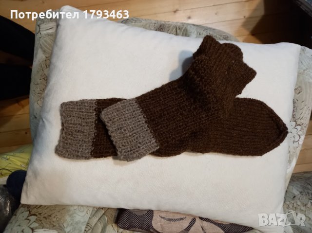 Ръчно плетени чорапи от вълна 43 размер, снимка 2 - Мъжки чорапи - 39409763