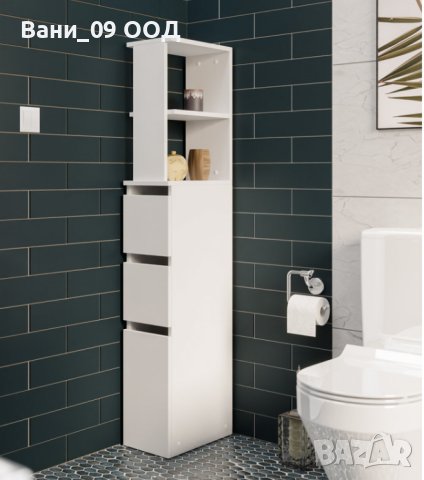 Висока бяла колона за баня