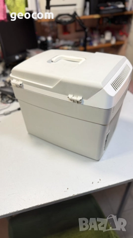 WAECO TripoCool Classic TC-15-12 хладилна чанта (Топло и студено,12V,33L), снимка 4 - Хладилници - 52745568