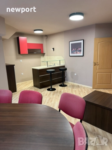 Давам под наем Обзаведен офис в супер-центъра на гр.Пловдив, кв.КАПАНА, снимка 3 - Офиси - 52065925