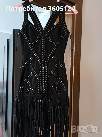 Елегантна дамска рокля