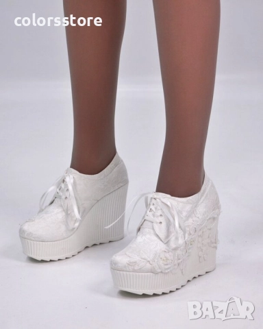 Обувки на платформа - бели - 2506 