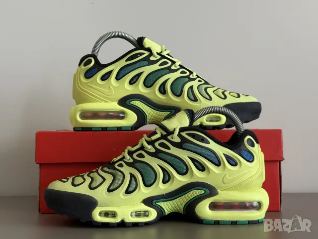 Маратонки Nike Air Max Plus Drift | 38,5, снимка 2 - Маратонки - 56204606