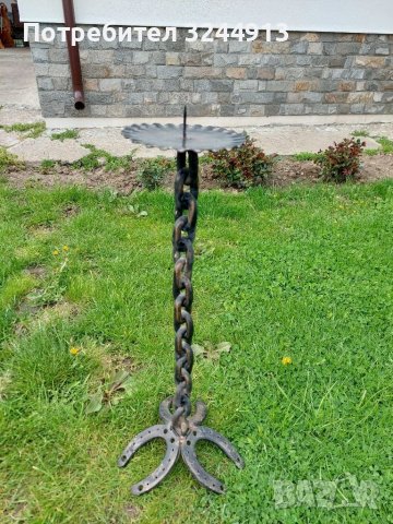 Масивен свещник 