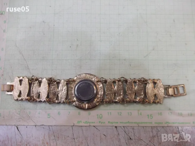 Часовник дамски кварцов работещ, снимка 4 - Дамски - 50366724