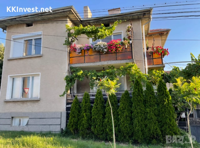 Продава еднофамилна къща в Разград  