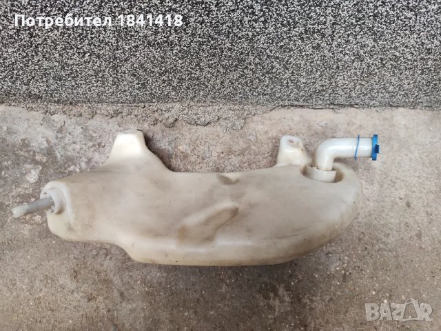 Казанче за чистачки Audi 80 с моторче