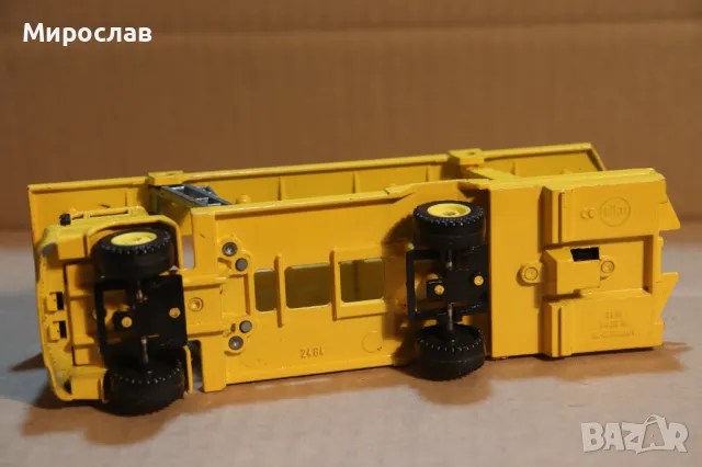 SIKU 1:55 ?? MERCEDES BENZ АВТОВОЗ КОЛИЧКА МОДЕЛ КАМИОН, снимка 7 - Колекции - 49967382