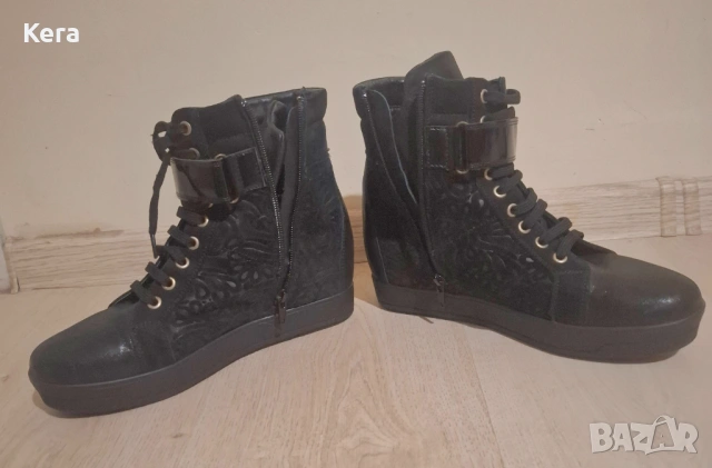 Боти с вътрешна платформа, снимка 4 - Дамски боти - 52935365