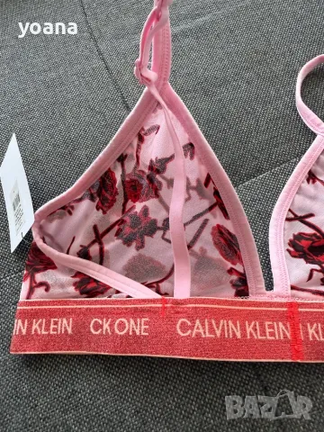 Calvin Klein бюстие размер М , снимка 5 - Бельо - 49821963