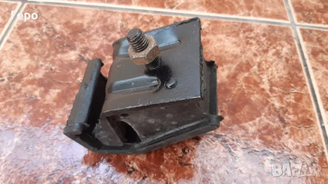 Тампон за двигателя преден ляв за Рено Megan, 90 к.с., снимка 3 - Части - 49458639