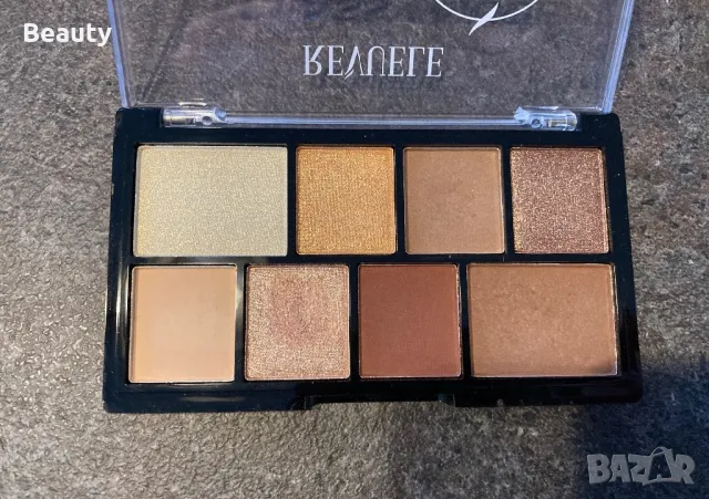 Сенки Revuele , снимка 2 - Козметика за лице - 48689234