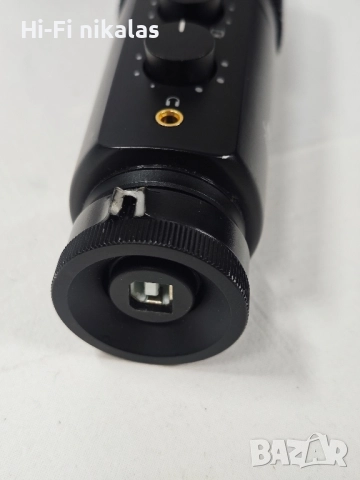 професионален микрофон за студио музика или поткаст RODE NT-USB, снимка 4 - Микрофони - 51855155