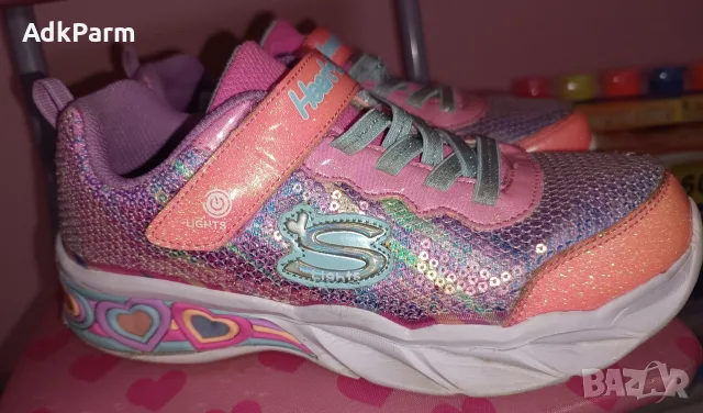 Детски светещи маратонки Skechers , снимка 2 - Детски маратонки - 55814976