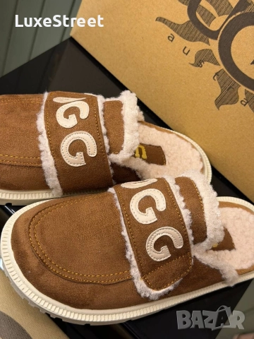 Дамски Чехли 🤍UGG, снимка 12 - Чехли - 52632911