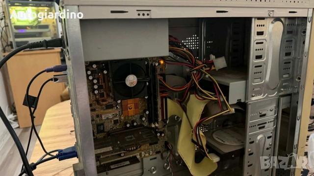 Ретро компютър Windows XP + 17" Samsung монитор – Geforce 2 MX, Floppy, CD-ROM, снимка 11 - За дома - 53785816