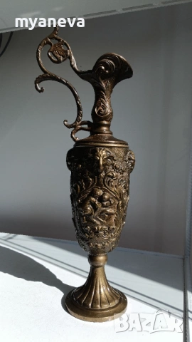 Барокова, италианска кана от две части с бокал. Метална с релефни изображения на херувими , снимка 4 - Статуетки - 53816537