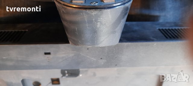 Стойкa за телевизор LG модел 24TL510V, снимка 3 - Стойки, 3D очила, аксесоари - 34568066