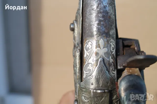 Кремъчен пистолет със сребърен обков, снимка 18 - Други ценни предмети - 47634044