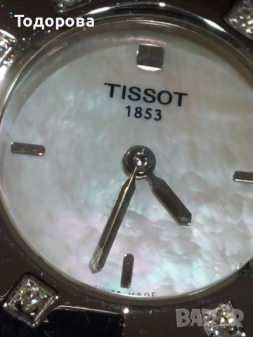 Дамски часовник Tissot с 10 диаманта и седефен циферблат,машина кварц, снимка 8 - Дамски - 52807085