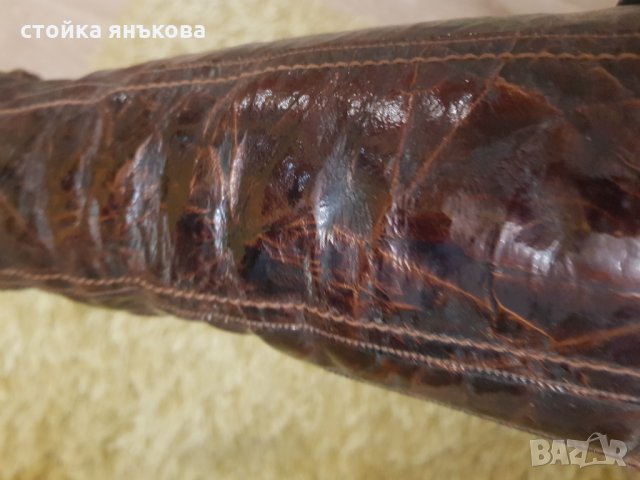 Продавам кафяви ботуши естествен лак., снимка 7 - Дамски ботуши - 35664859