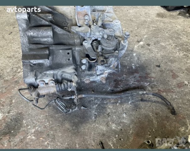 Mazda 6 2007година 2.0d 121кс 6скорости ръчка Скоростна кутия, снимка 2 - Части - 40719159