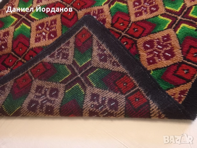 Губер / Китеник - 100% Вълна - Троянска шарка, снимка 4 - Покривки за легло - 52210845