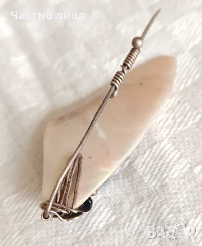 Сребърна Авторска Брошка със Седеф и Черен Оникс, снимка 3 - Колиета, медальони, синджири - 49435796